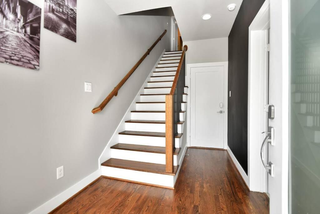 Amazing Rooftop! Downtown Skyline Views!!! Sleeps 15 Хьюстон Экстерьер фото